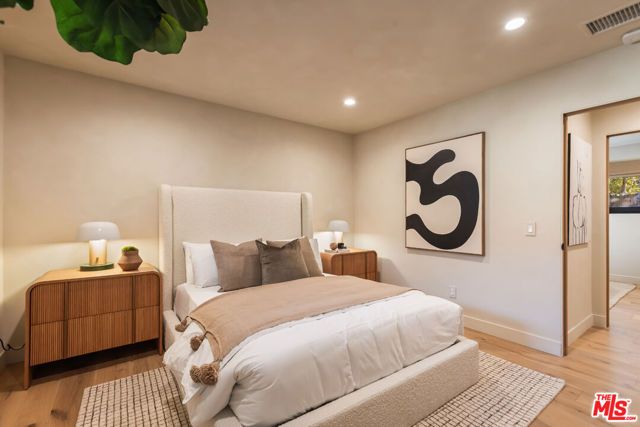 2419 Westridge Road, Los Angeles, CA 90049