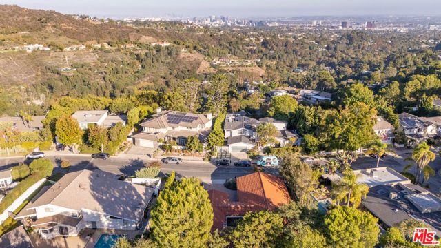 2419 Westridge Road, Los Angeles, CA 90049