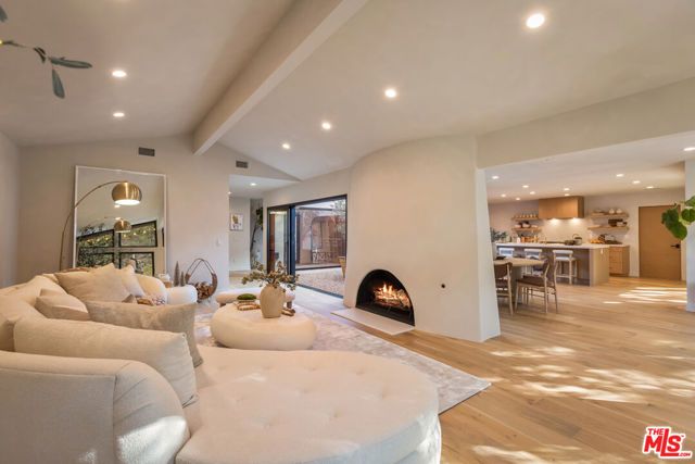 2419 Westridge Road, Los Angeles, CA 90049