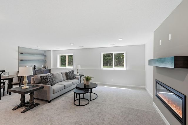 727 Rosebud Lane, Delano, MN 55328