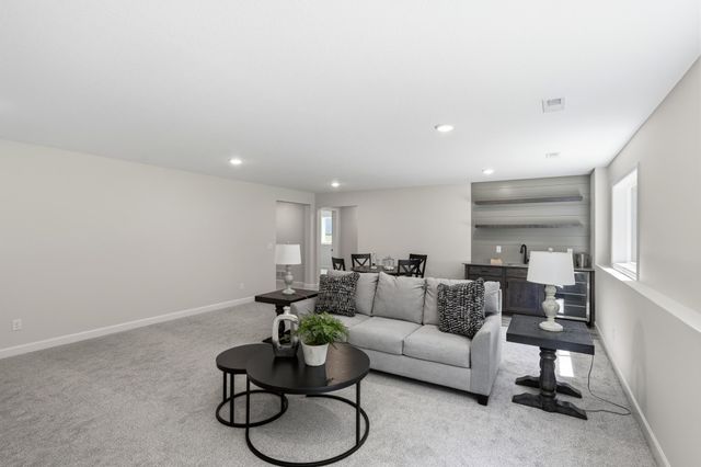 727 Rosebud Lane, Delano, MN 55328