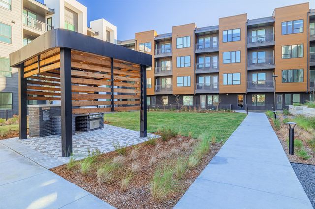 10505 Deerwood Road 134, Houston, TX 77042