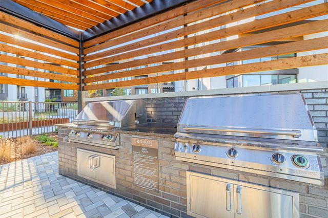 10505 Deerwood Road 134, Houston, TX 77042