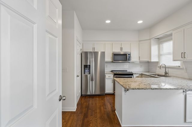 3037 Woodlawn Dr, Nashville, TN 37215