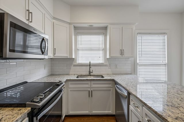 3037 Woodlawn Dr, Nashville, TN 37215