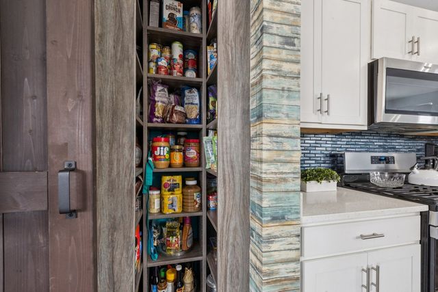 6420 Aspen Lane, Wonder Lake, IL 60097