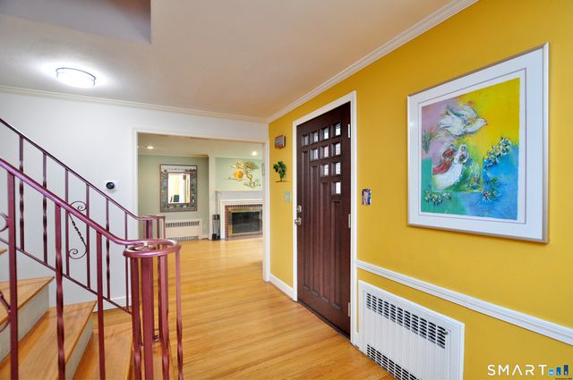 44 Miamis Road, West Hartford, CT 06117