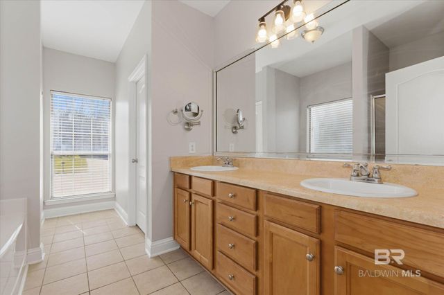 10320 Ronnie Byrd Lane, Semmes, AL 36575