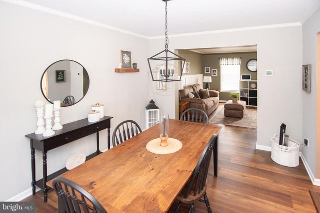 2038 VALLEY VIEW DR, Quakertown, PA 18951