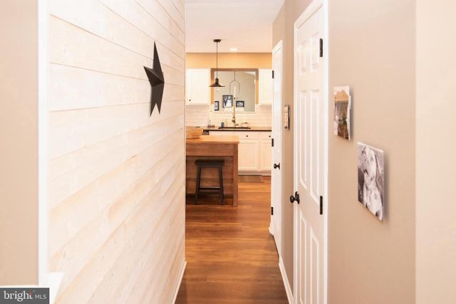 2038 VALLEY VIEW DR, Quakertown, PA 18951