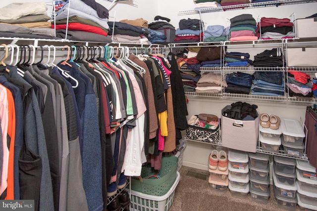 2038 VALLEY VIEW DR, Quakertown, PA 18951