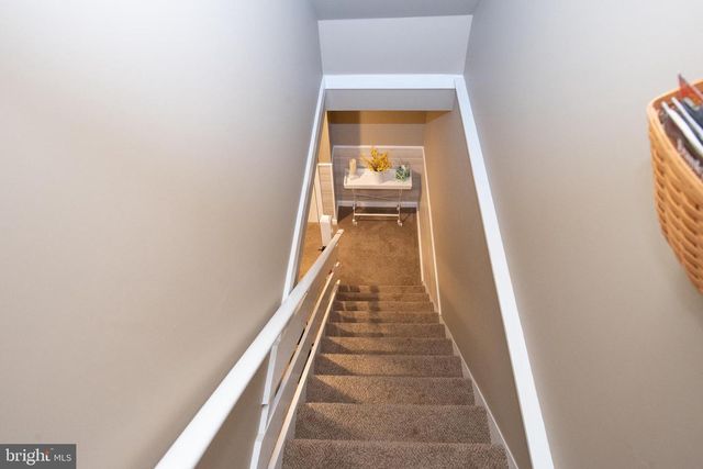 2038 VALLEY VIEW DR, Quakertown, PA 18951