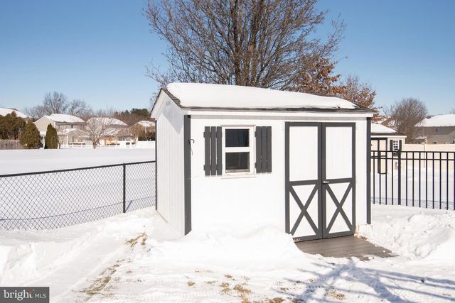 2038 VALLEY VIEW DR, Quakertown, PA 18951