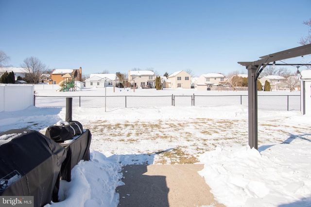 2038 VALLEY VIEW DR, Quakertown, PA 18951