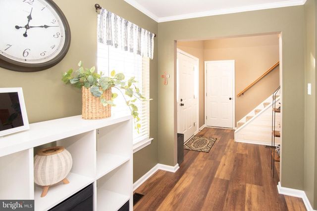 2038 VALLEY VIEW DR, Quakertown, PA 18951