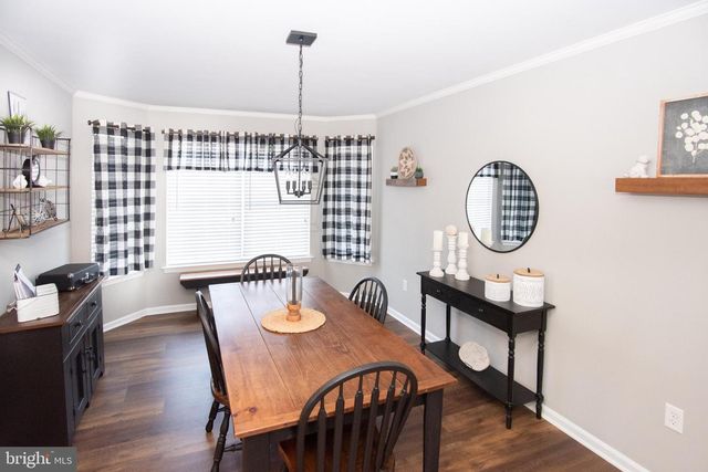 2038 VALLEY VIEW DR, Quakertown, PA 18951