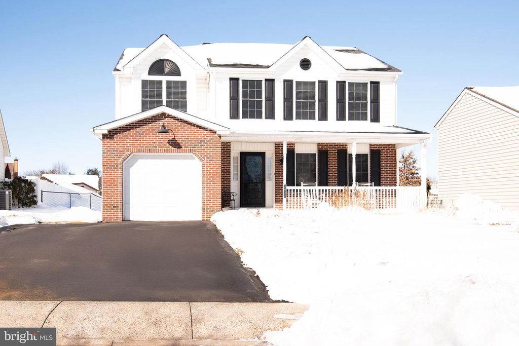 2038 VALLEY VIEW DR, Quakertown, PA 18951