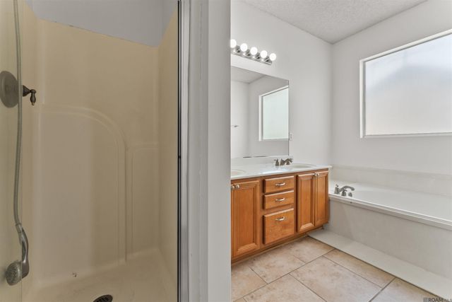 20147 Bur Oak Dr, Zachary, LA 70791
