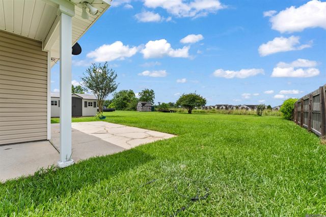 20147 Bur Oak Dr, Zachary, LA 70791