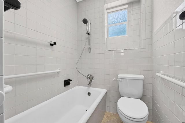 2600 25TH AVENUE N, St Petersburg, FL 33713