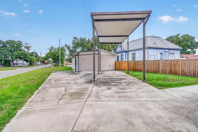 2600 25TH AVENUE N, St Petersburg, FL 33713