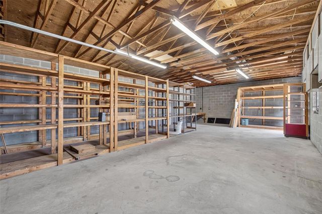 2600 25TH AVENUE N, St Petersburg, FL 33713
