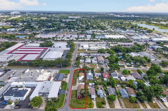 2600 25TH AVENUE N, St Petersburg, FL 33713