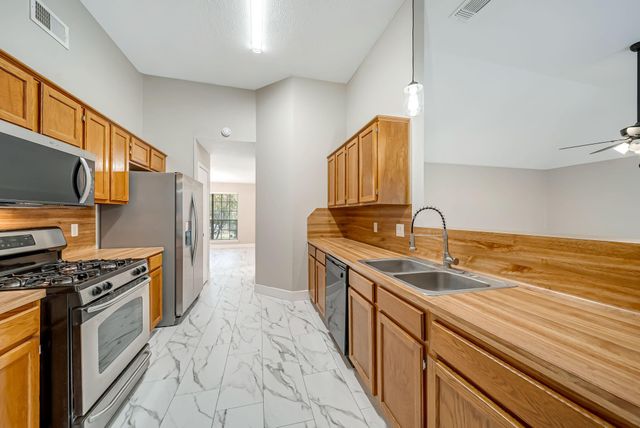 7722 Covington Drive, Houston, TX 77095