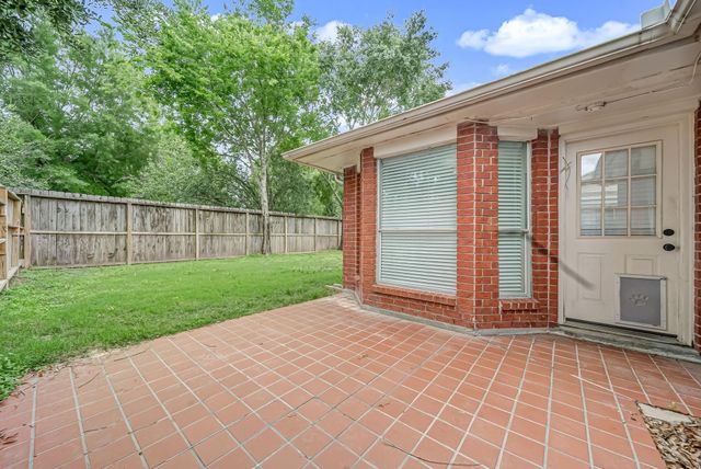 7722 Covington Drive, Houston, TX 77095