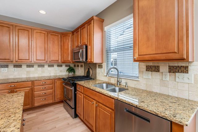 2645 Weyant Street, Lewis Center, OH 43035