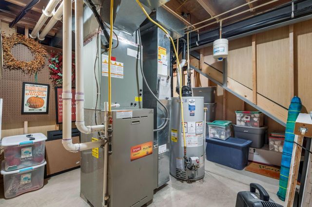 2645 Weyant Street, Lewis Center, OH 43035