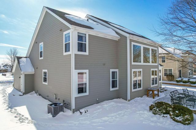 2645 Weyant Street, Lewis Center, OH 43035