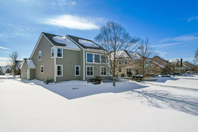 2645 Weyant Street, Lewis Center, OH 43035