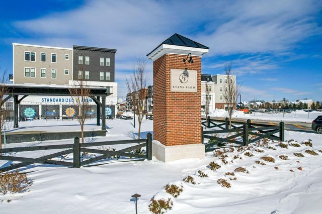 2645 Weyant Street, Lewis Center, OH 43035