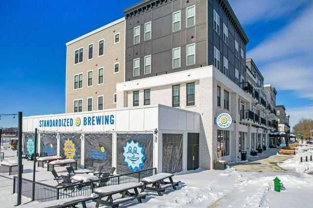 2645 Weyant Street, Lewis Center, OH 43035