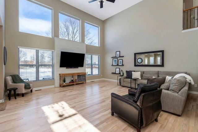 2645 Weyant Street, Lewis Center, OH 43035