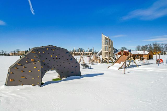 2645 Weyant Street, Lewis Center, OH 43035