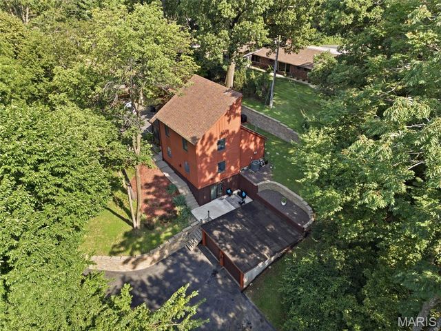 110 Autumn Lane, Belleville, IL 62223