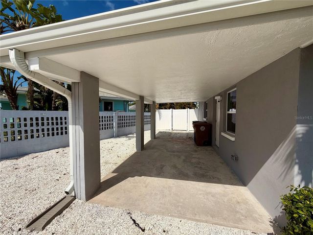 200 140TH AVENUE E W, Madeira Beach, FL 33708