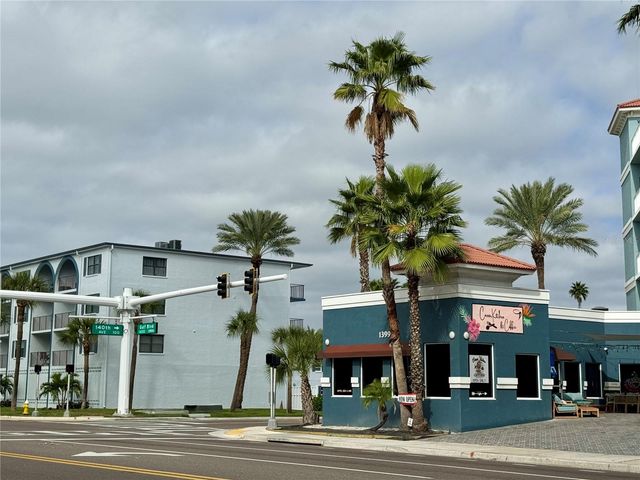 200 140TH AVENUE E W, Madeira Beach, FL 33708