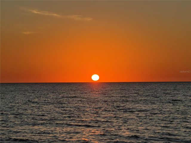 200 140TH AVENUE E W, Madeira Beach, FL 33708