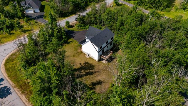 12 Oxbow Lane, Conway, NH 03813