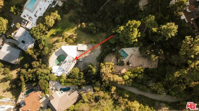 7300 Mulholland Drive, Los Angeles, CA 90046