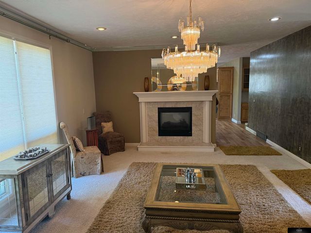 936 S 181 Street, Elkhorn, NE 68022