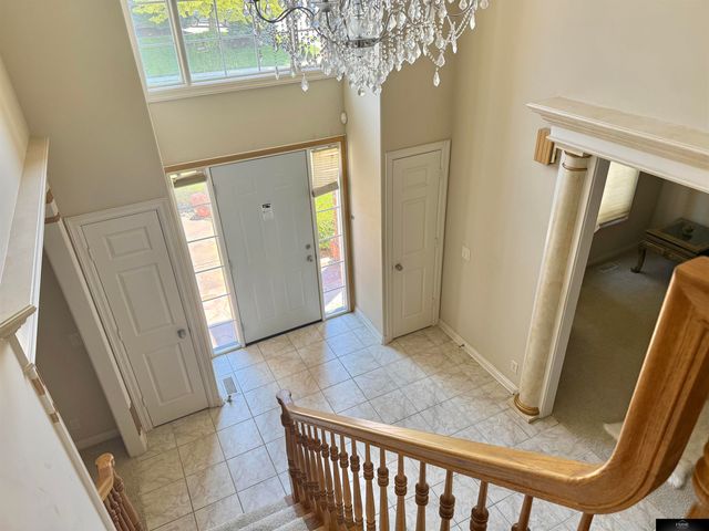 936 S 181 Street, Elkhorn, NE 68022