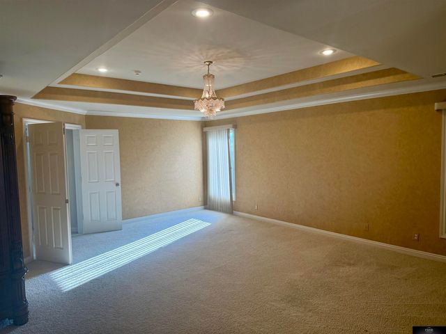 936 S 181 Street, Elkhorn, NE 68022