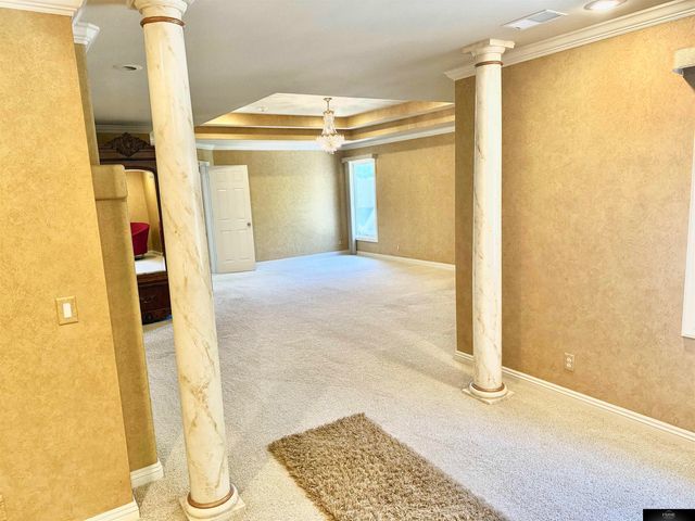 936 S 181 Street, Elkhorn, NE 68022