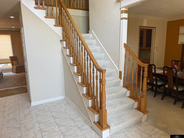 936 S 181 Street, Elkhorn, NE 68022