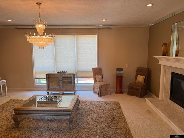 936 S 181 Street, Elkhorn, NE 68022