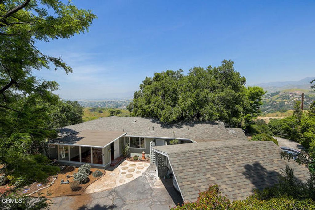 9550 Wheatland Avenue, Shadow Hills, CA 91040